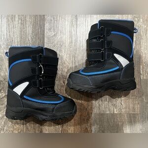 FINAL PRICE Athletech Snow Boots